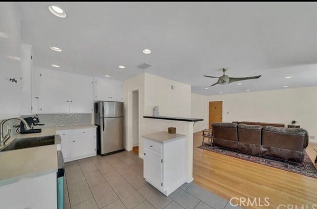 Photo - 1174 E Ocean Blvd Unidad 7