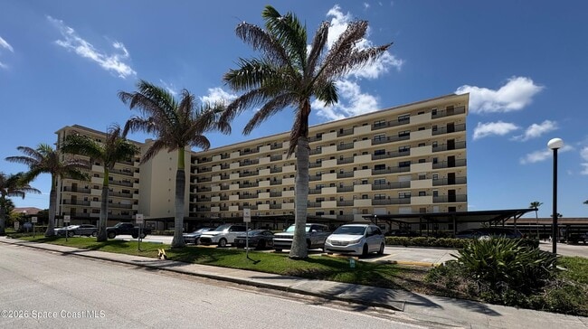 Building Photo - 500 Palm Springs Blvd Unit 804