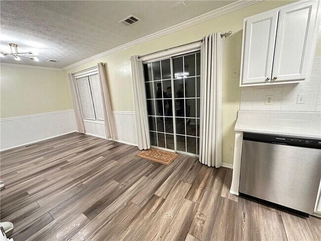 Photo - 1936 Patterson Park Pl