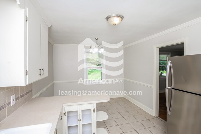 Photo - 2647 Glenwood Rd