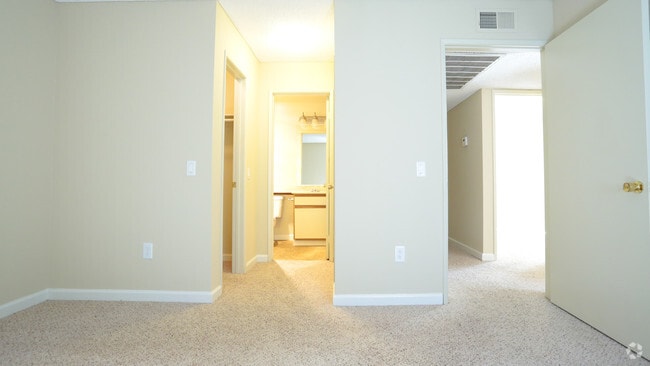 Pinecrest Apartments