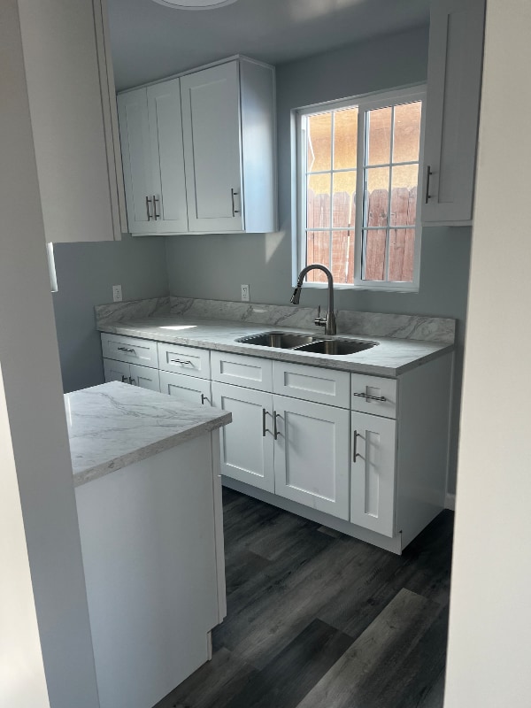 Photo - 427 E 98th St Unidad 1/4