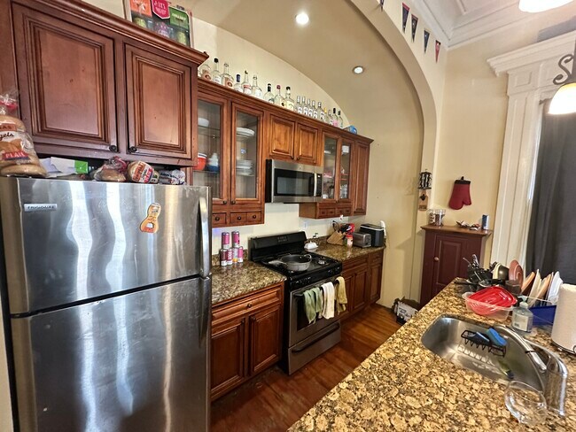 Photo - 135 Hillside St Unit 2