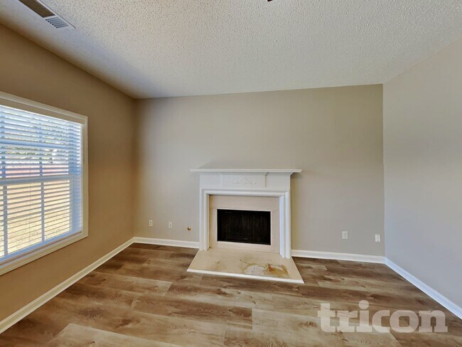 Photo - 10481 Sand Ct