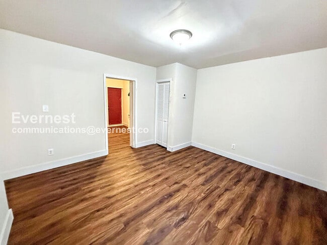 Photo - 205 9th Ave W Unit 205