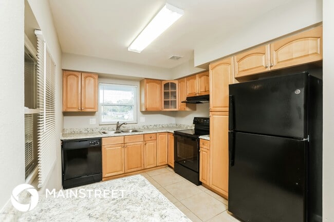 Photo - 6908 Ambassador Dr