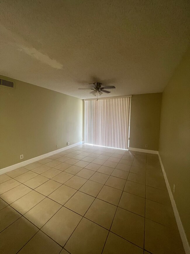Photo - 2Bed / 2 Bath Unit 10-109