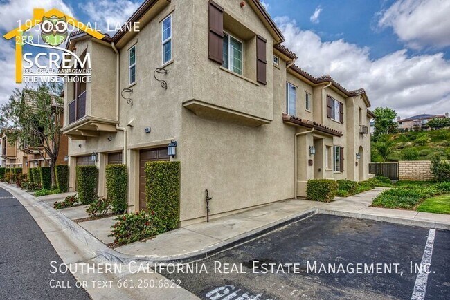 Photo - Two Bedroom Townhome in Santa Clarita