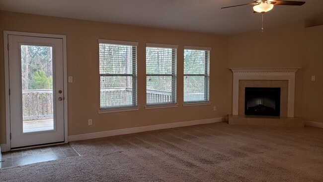 Photo - 6328 Parakeet Trail