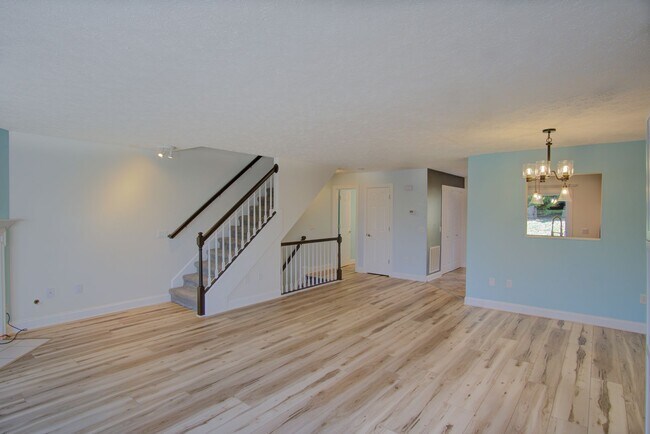 Photo - 3 Bed / 2.5 Bath.  Pet Friendly. Garage.