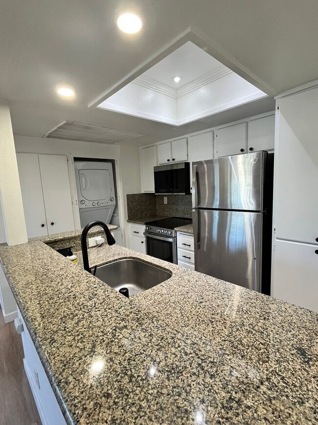 Photo - Remodeled Ground Level Condo in MV!