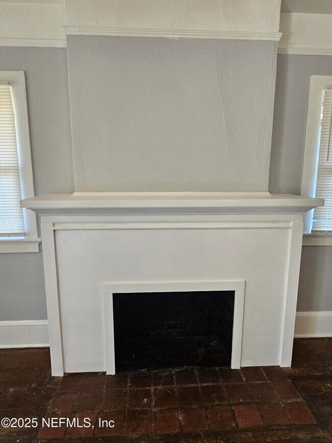 Photo - 2536 Phyllis St Casa