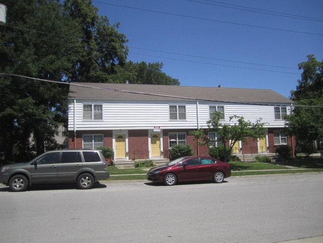 Campustown, Deppe Townhome Rentals - 2403 Knapp St Rental