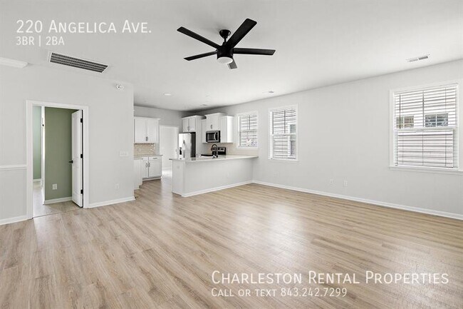 Photo - 220 Angelica Ave