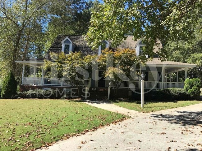 Building Photo - 1609 Flat Rock Dr SW