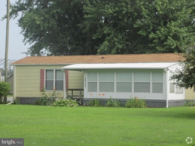 Building Photo - 2900 Central Rd Rental
