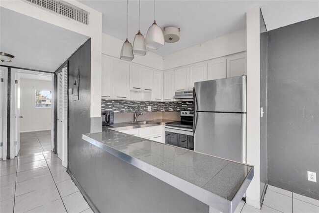 Photo - 4050 NE 12th Terrace Unit #38