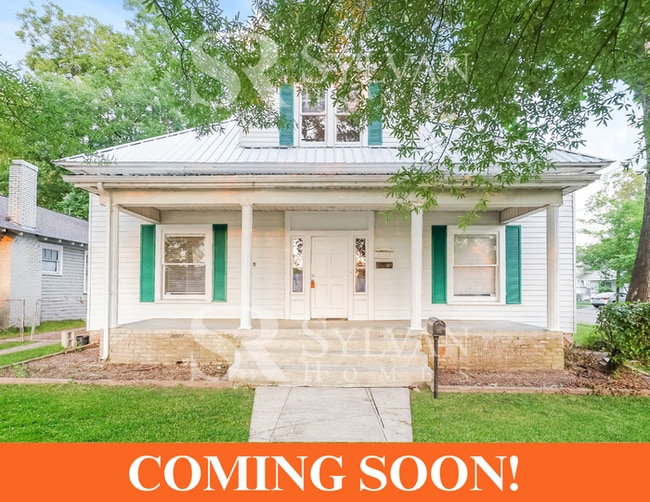 Building Photo - You are exactly where you ought to be! Rental
