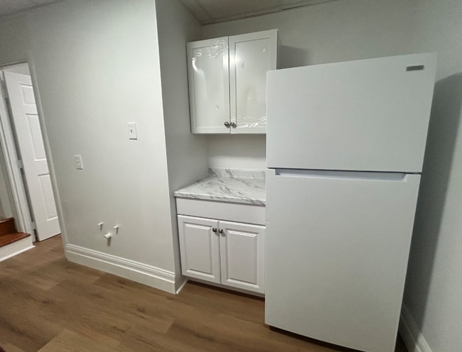 Photo - 440 N Main St Unidad F