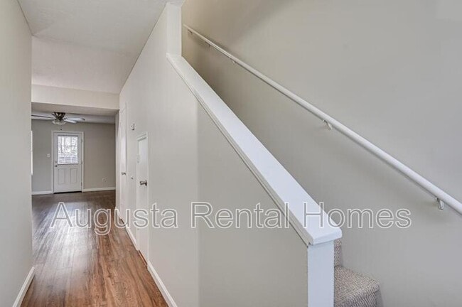 Photo - 169 Petersburg Cir