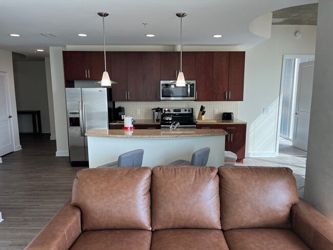 Photo - 415 S Mint St Unidad ID1344180P