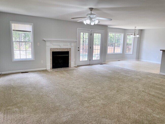 Photo - 21 English Oak Dr