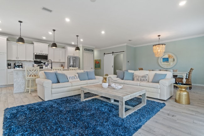 Photo - 6609 Carlinga Dr