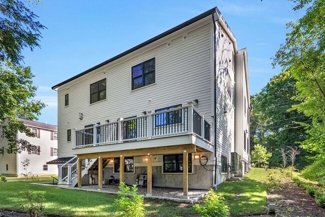Photo - 311 Dedham Ave