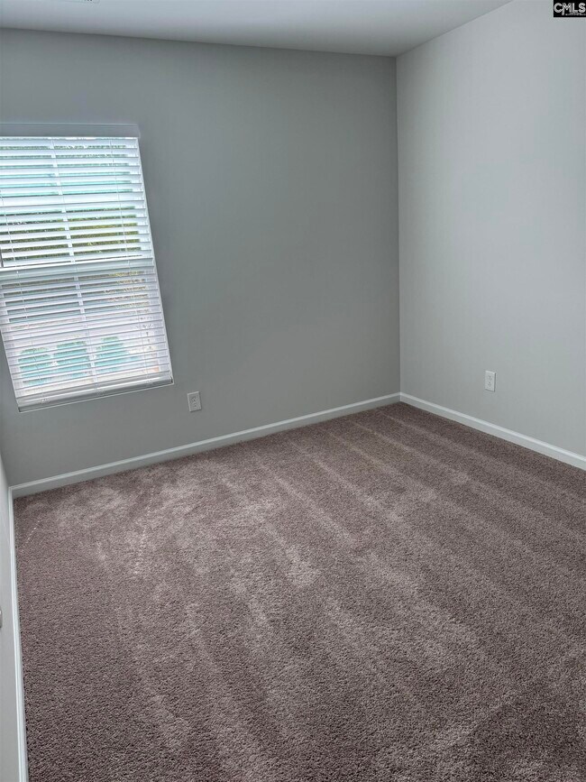 Photo - 2014 Skyline Rd