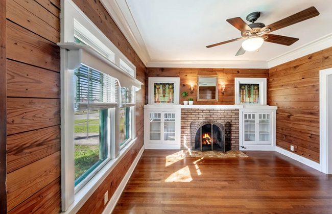 Photo - 331 Avant Ave