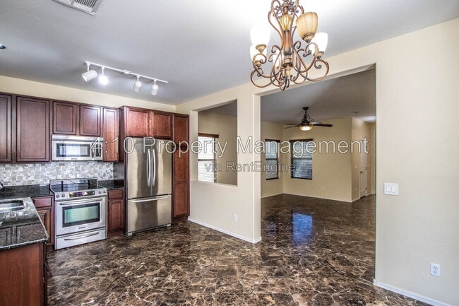 Photo - 1161 E Boston St