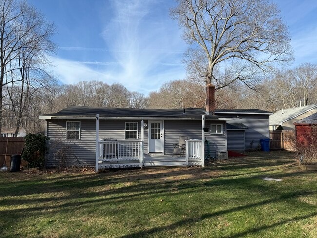 Photo - 244 E High St