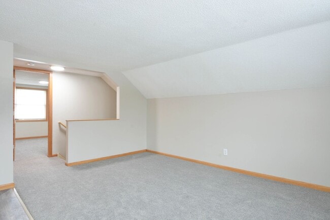 Photo - 2153 Green Ave Unit #2