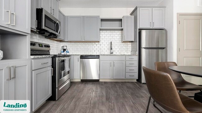 Photo - 7116 Finn Hall Ave Unidad 12-106