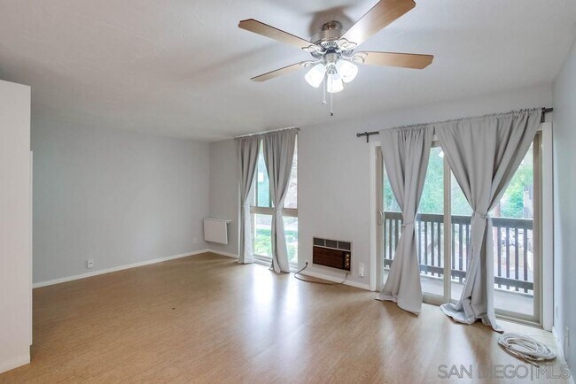 Photo - 6202 Friars Rd Unidad 310