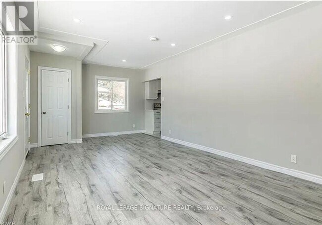 Photo - 116 Siebert Ave