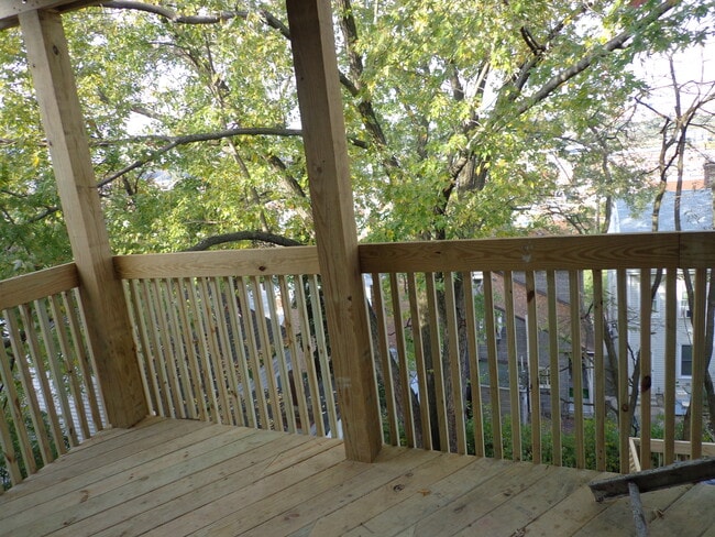 Photo - 2403 Mission St