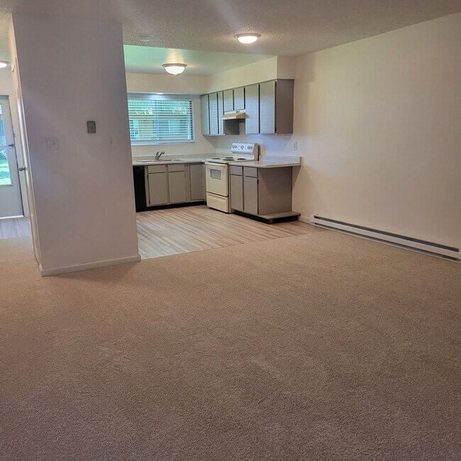 Photo - Nice Smithridge condo