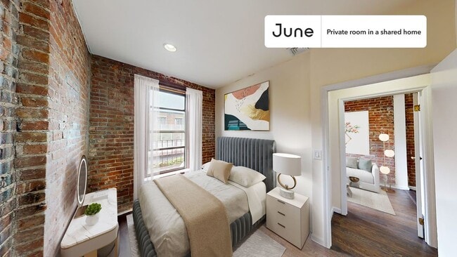 Building Photo - Room in Shared 4 bed/2 bath home