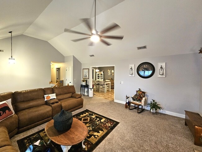 187 Willowbrook Dr