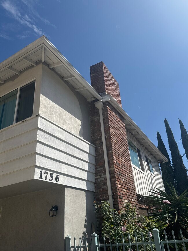 1756 N Normandie Ave Unit D