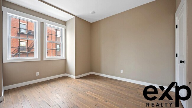 Photo - 5 Monmouth St Unit 2