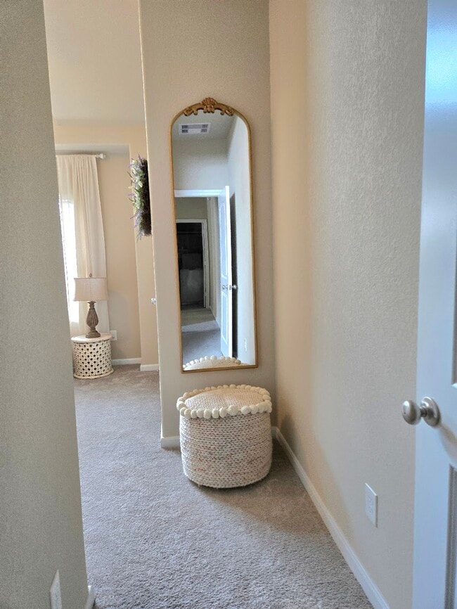 Photo - 115 Axlewood Ct