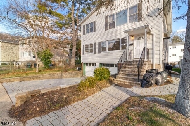 Photo - 19 Cooper Dr