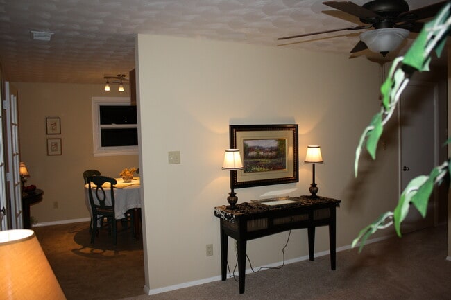 Photo - 133 Bayview Ave