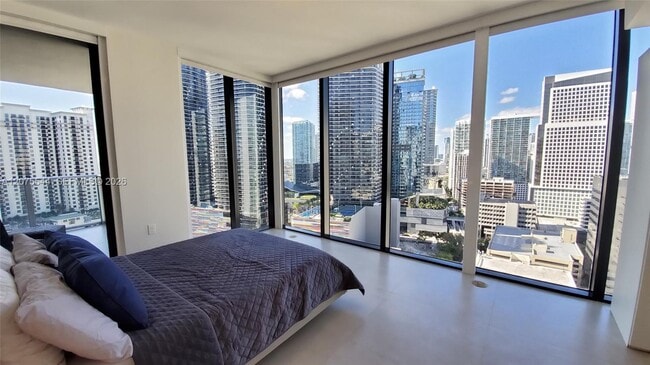 Photo - 1010 Brickell Ave Unidad 2511