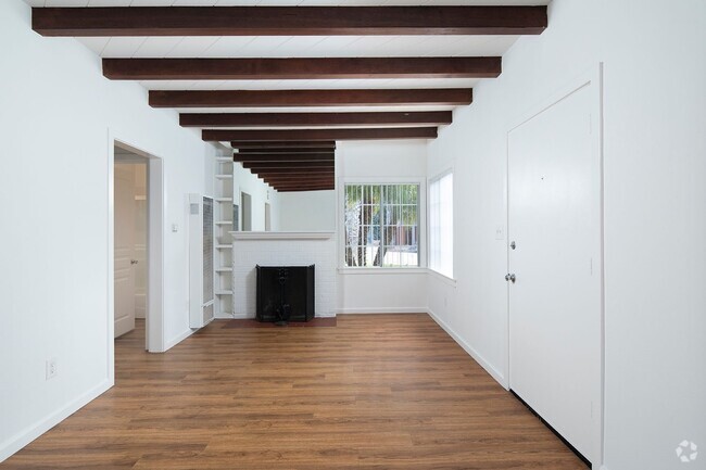 Building Photo - 1 Bed/1 Bath Charming Cottage Style Apartm... Unit 348 Rental