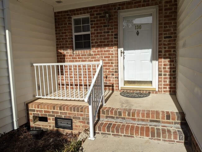 Photo - 130 Grande Meadow Way