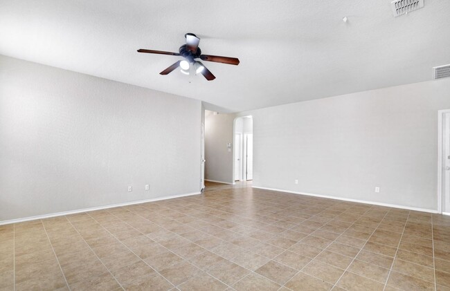 Photo - IMMACULATE Well-Maintained 3bd/2ba/2gar In...