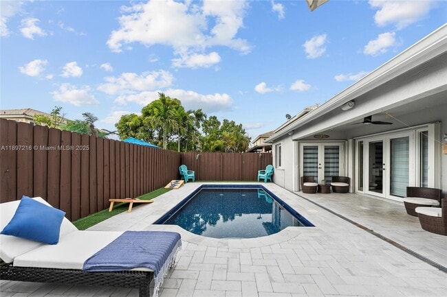 Photo - 13925 SW 155th Ct